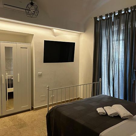 G House 100 Apartment Catania Bagian luar foto